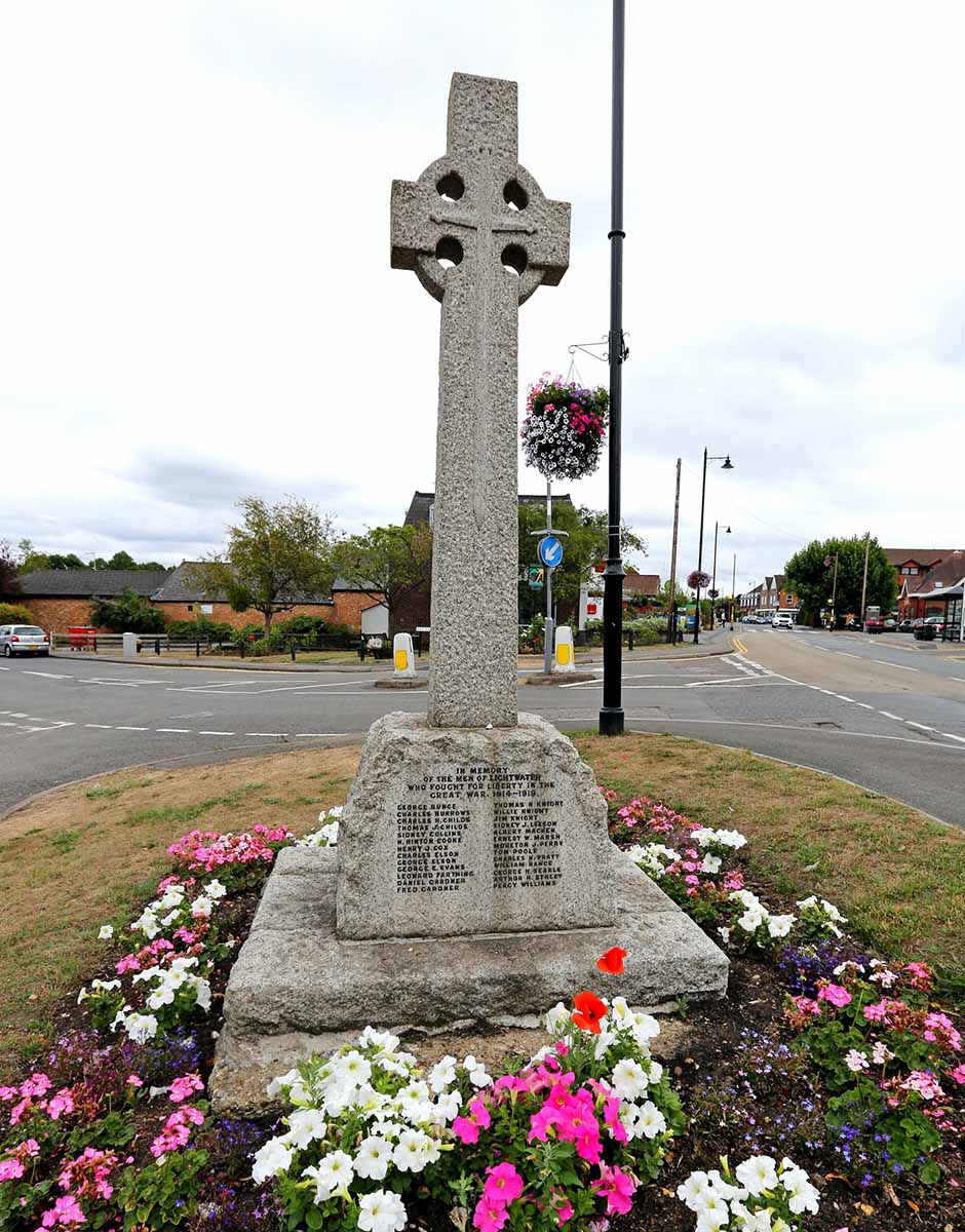 Lightwater memorial